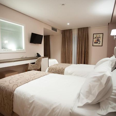 Agsel Hotel & Spa 地拉那 外观 照片