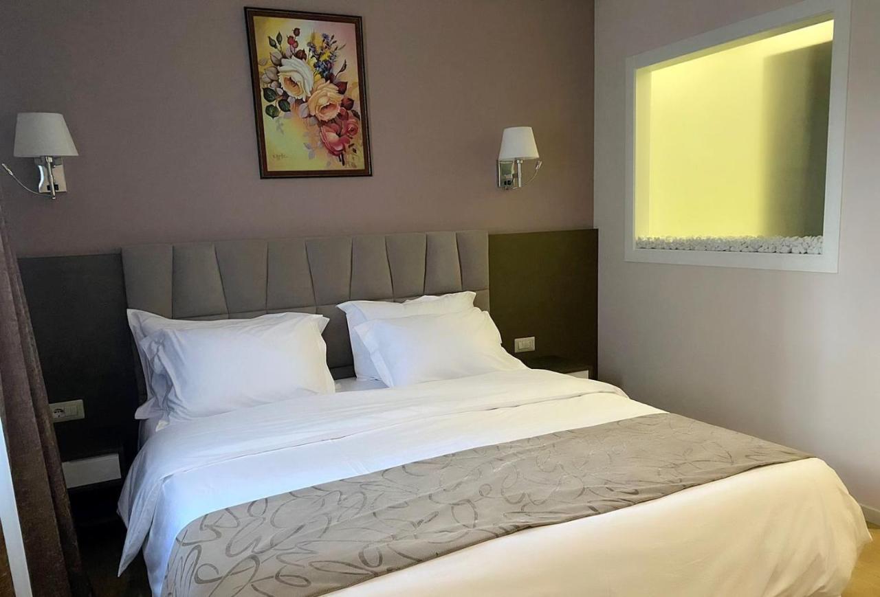 Agsel Hotel & Spa 地拉那 外观 照片
